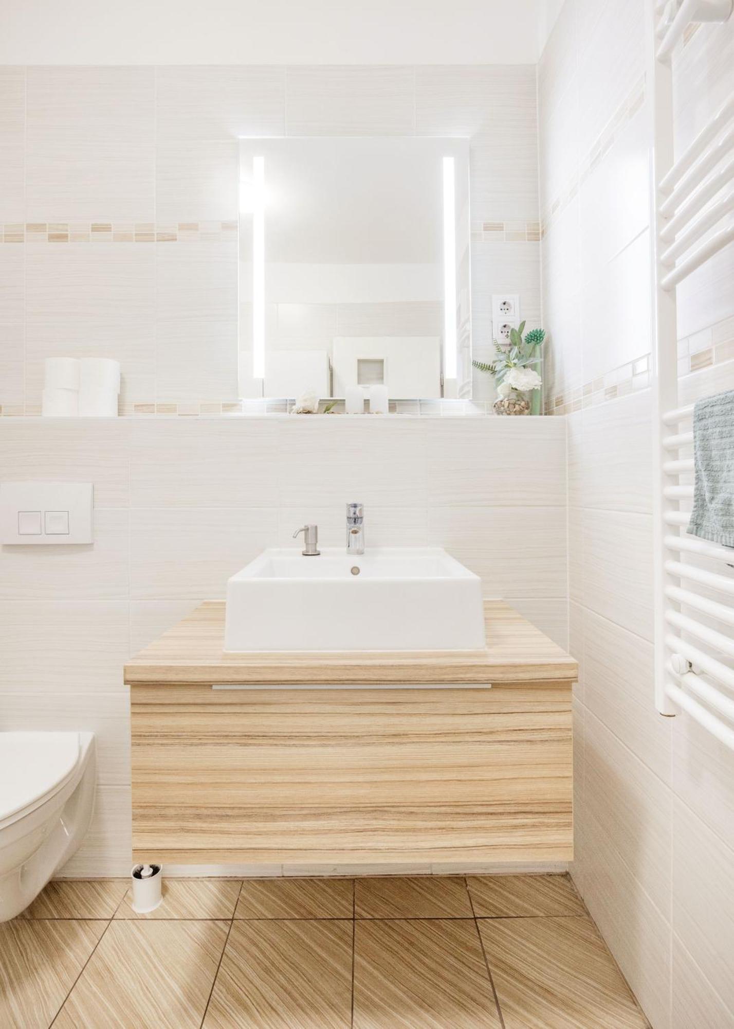 The Chic Crib With Balcony Apartamento *